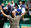 Roger Federer verslaat Clarke eenvoudig in drie sets 