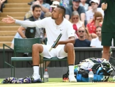 🎥 Kyrgios laat zich (opnieuw) niet van zijn mooiste kant zien en gooit flesje naar umpire