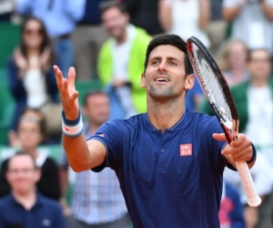 Djokovic al bij al makkelijk naar halve finale in Rome