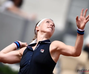 Bertens geeft er de brui aan in rechtstreeks duel om halve finale op WTA Finals