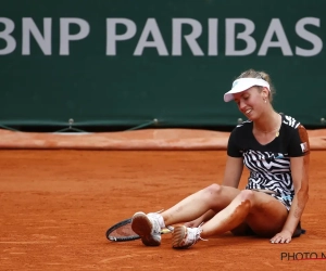 Switch naar gravel vergt aanpassing: Elise Mertens mist setballen en gaat onderuit in Charleston