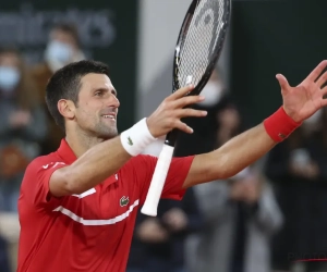 Dit keer geen diskwalificatie of andere vorm van uitschakeling: Djokovic naar halve finales Roland Garros