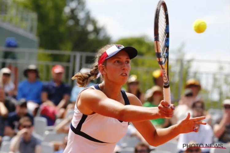 Elise Mertens maakt het ex-nummer één knap lastig, maar moet toch het hoofd buigen na drie sets