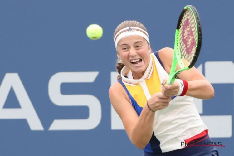 Ostapenko smeert Pliskova een eerste nederlaag aan, maar moet het strijdtoneel verlaten