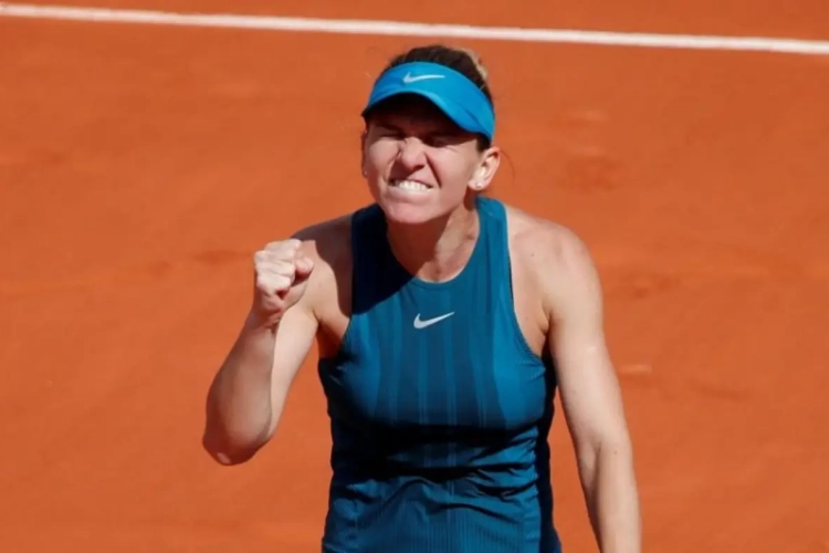 Nummer één van de wereld Halep laat geen spaander heel van Spaanse opponente en staat in de finale