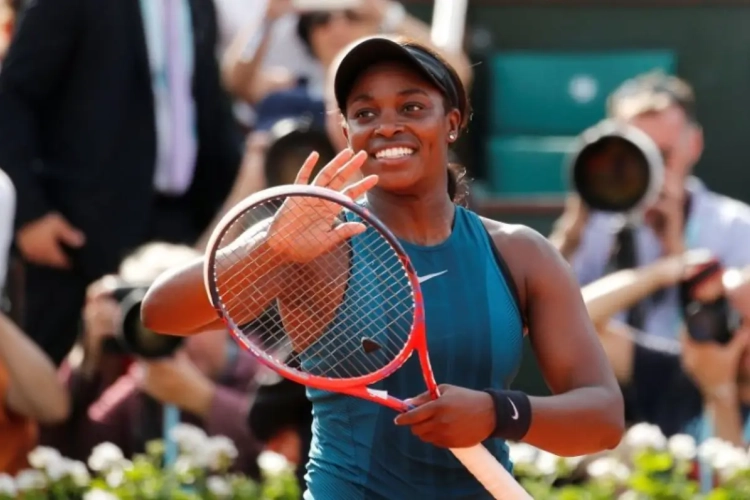 Sloane Stephens bereikt voor het eerste finale op Roland Garros na Amerikaans onderonsje