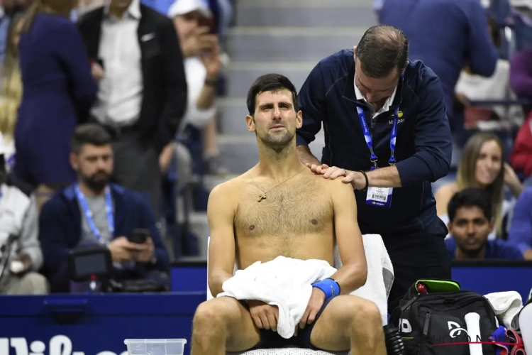 Fel bekritiseerde Novak Djokovic heeft nu zelf ook corona