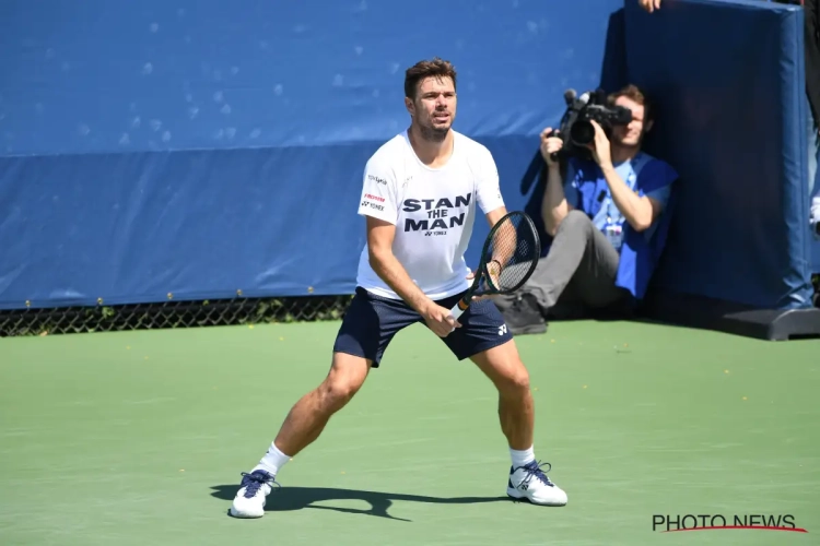 Wawrinka schaart zich bij laatste vier en maakt zich op voor halve finale tegen 18-jarige revelatie