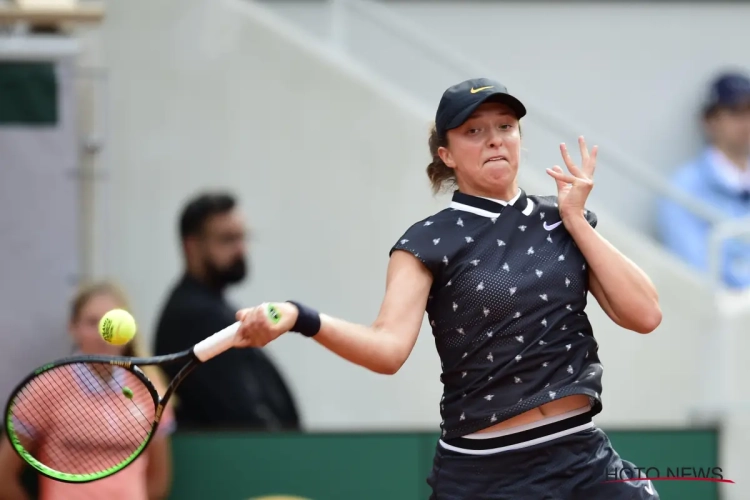 Nu ook fenomeen bij de vrouwen: Poolse 19-jarige staat in halve finales Roland Garros