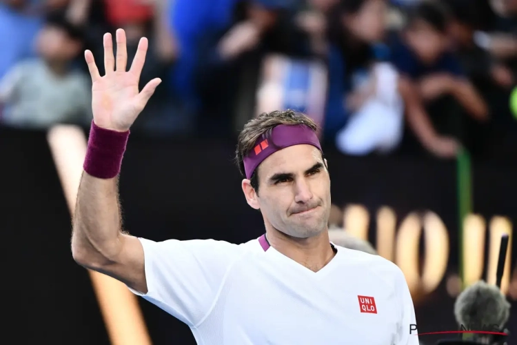 Roger Federer komt meteen met de schrik vrij op Wimbledon: Zwitser heeft vijfsetter nodig, maar gaat door na opgave tegenstander