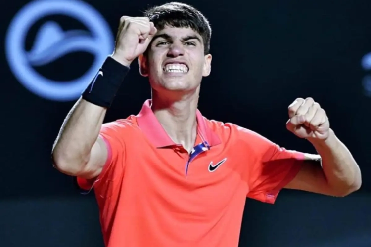 'Nieuwe Nadal' zet volgende stap: Spaans toptalent is jongste toernooiwinnaar ooit op Miami Open