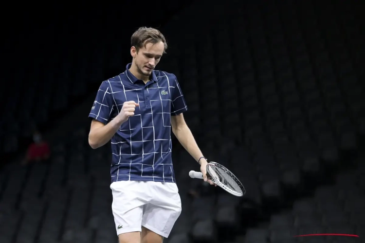 Ex-winnaar Daniil Medvedev verliest Russisch onderonsje op de ATP Finals na thriller