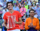 Amerikaan houdt Nadal verrassend van de toernooizege in Indian Wells, Świątek wint bij de vrouwen