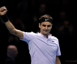 Federer opent de Masters in Londen in stijl, Duitse toptalent Zverev debuteert met winst