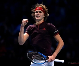 Alexander Zverev geeft geen krimp op de eigen opslag en dwingt halve finale tegen Federer af