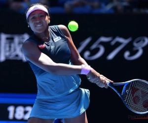 Naomi Osaka begint goed aan de Australian Open en wint in twee sets van jonge Tsjechische