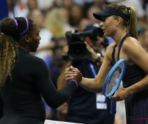 Serena geeft Sharapova bolwassing, exit voor Kerber en zeges voor Djokovic en Federer