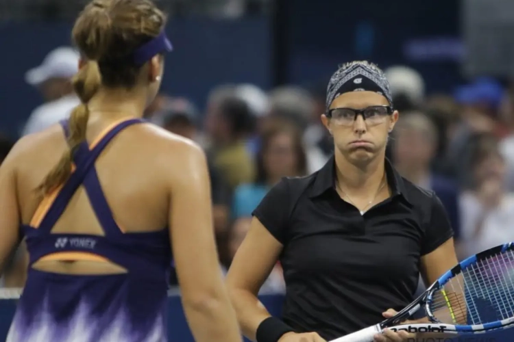 Jarige Kirsten Flipkens gaat kansloos onderuit in achtste finale in Australische Hobart