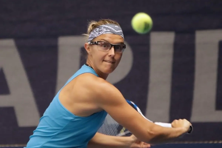 Kirsten Flipkens en dubbelpartner kunnen kansen niet verdedigen, geen finale in Auckland