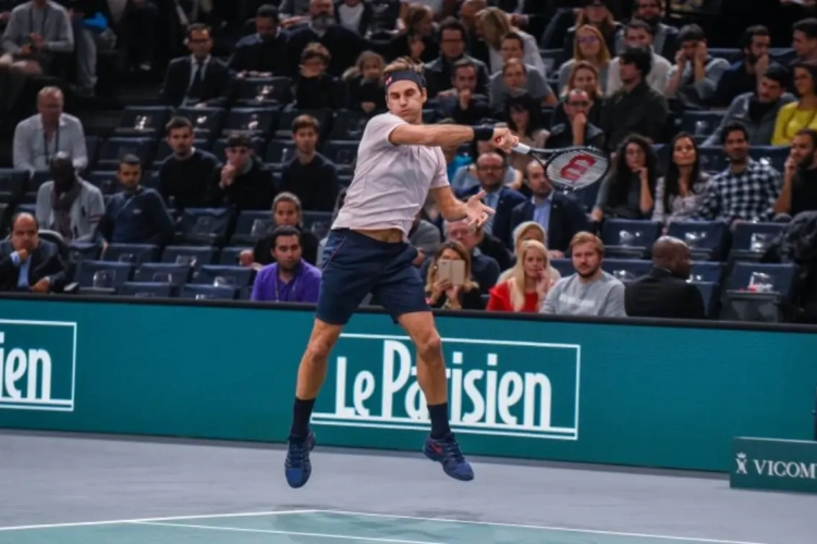 Honderdste titel nog even uitgesteld: Federer sneuvelt tegen toekomstige nummer één in spannende topmatch